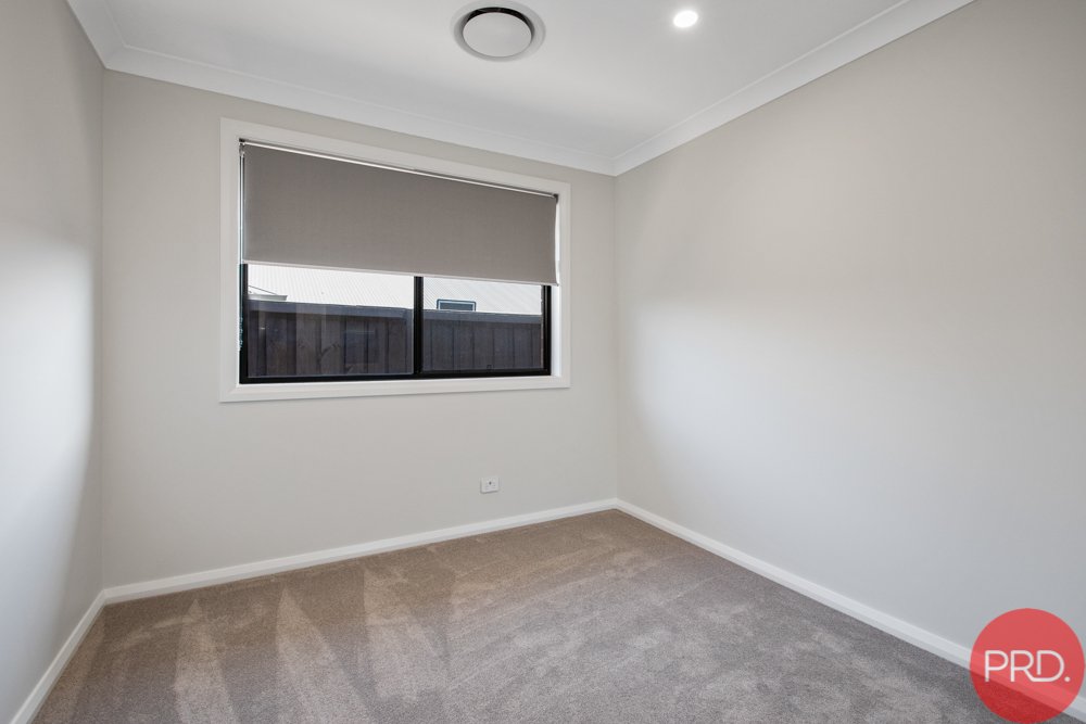 32 Lorikeet Street ABERGLASSLYN 15