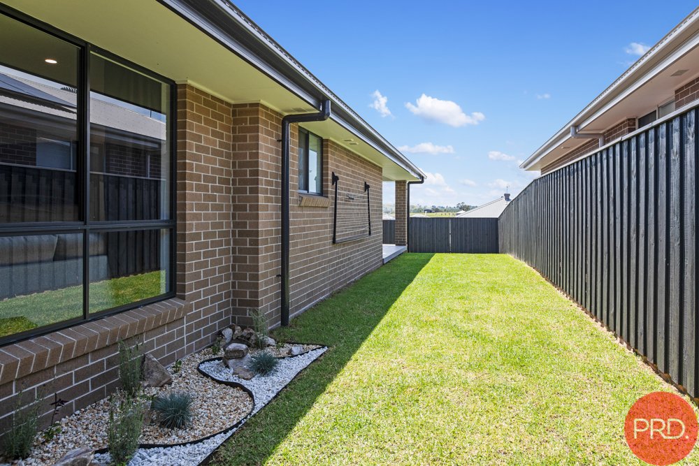 32 Lorikeet Street ABERGLASSLYN 22