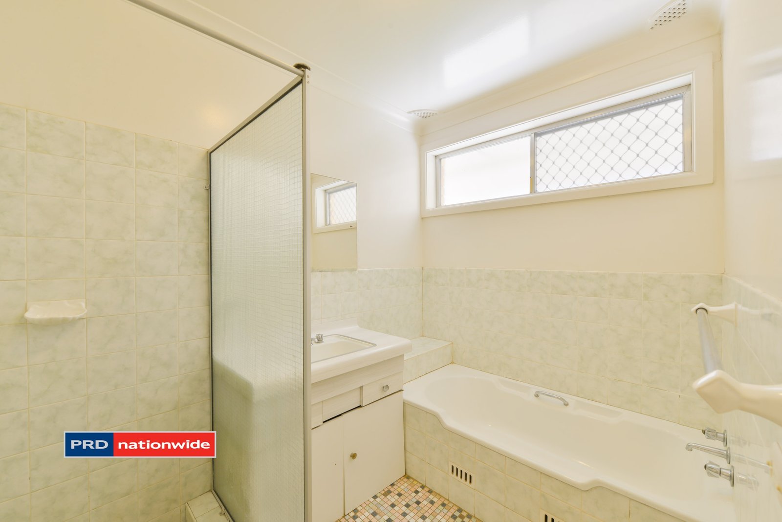 32 Margaret Street TAMWORTH 12