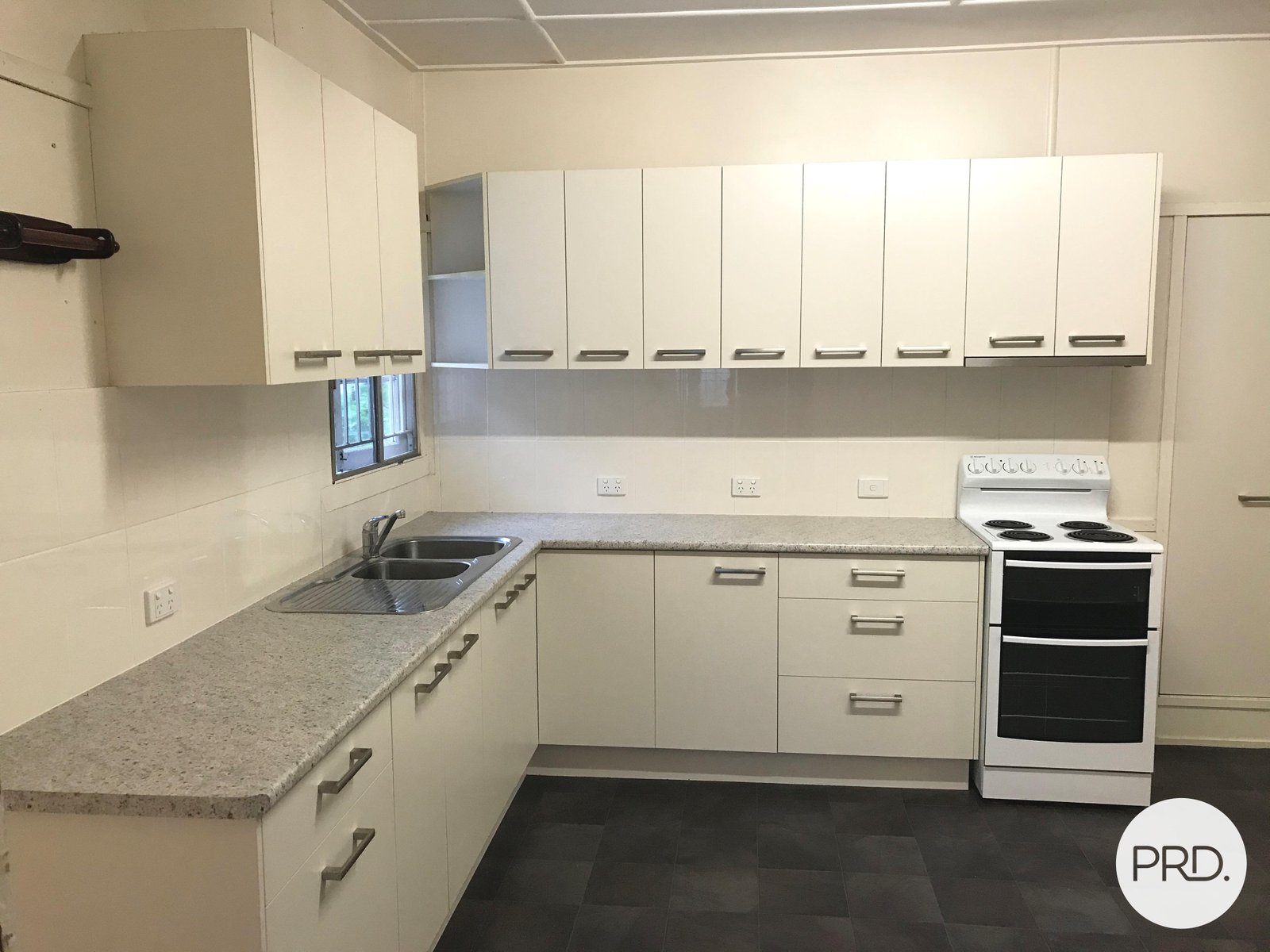 32 Matong Street HENDRA 5