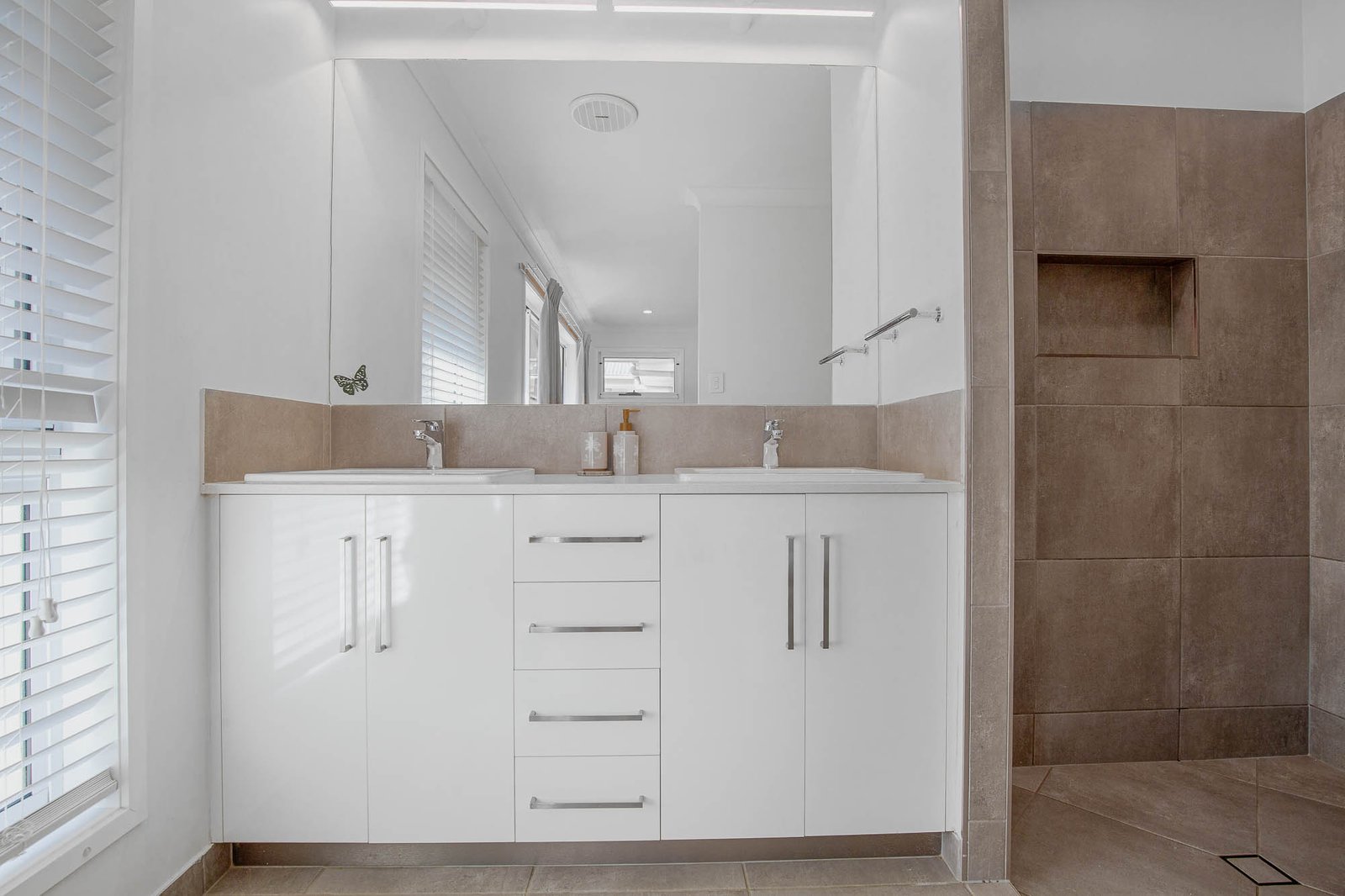 32 Mcgills Road KUTTABUL 19