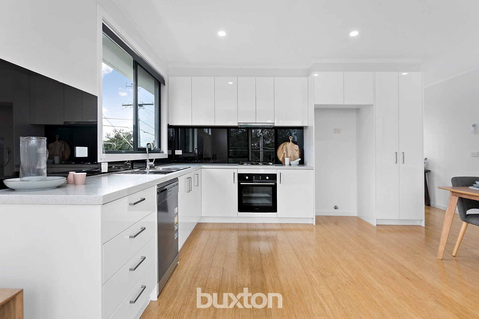 Gallery: 32 McLeod Road