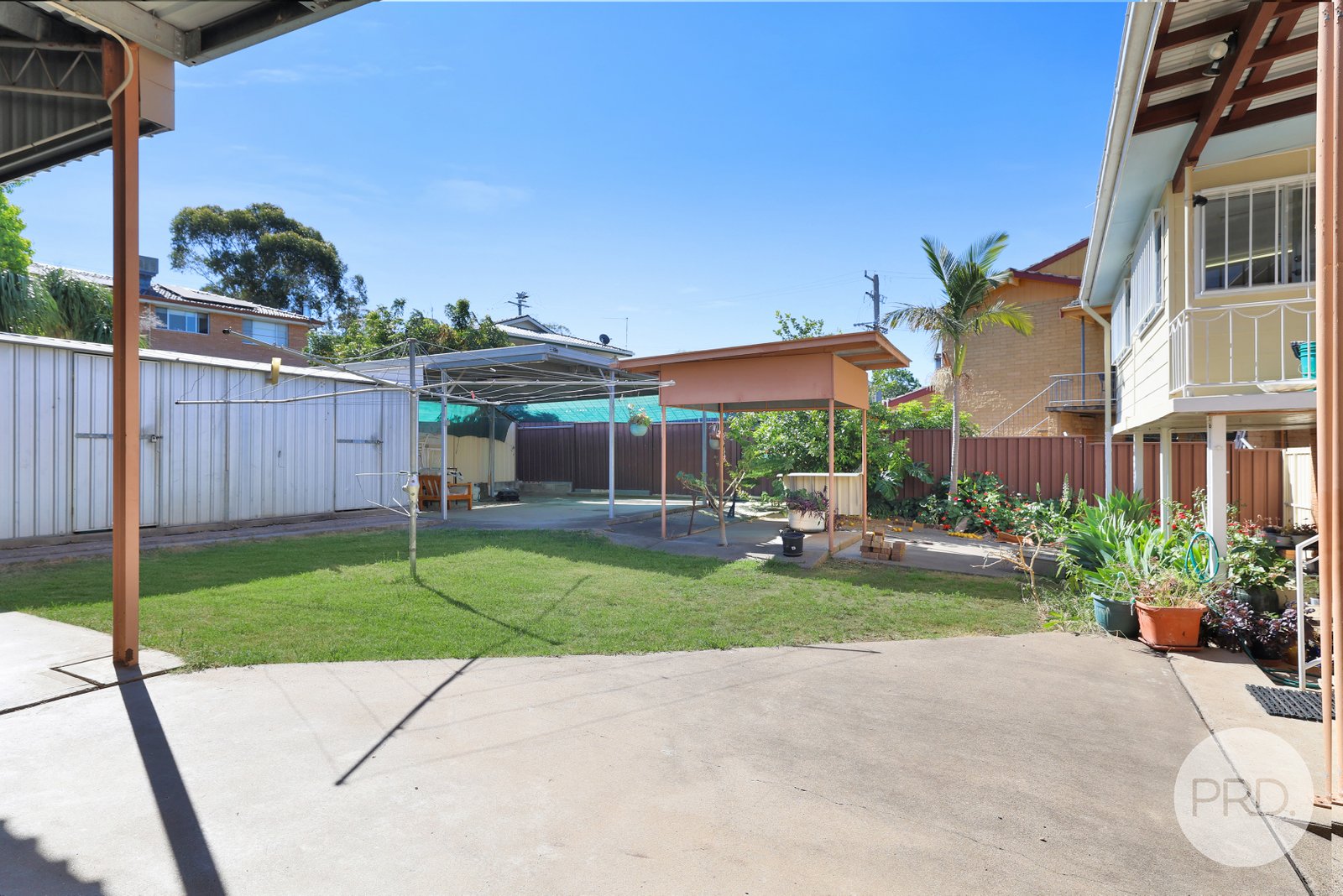 32 McRae Street TAMWORTH 16