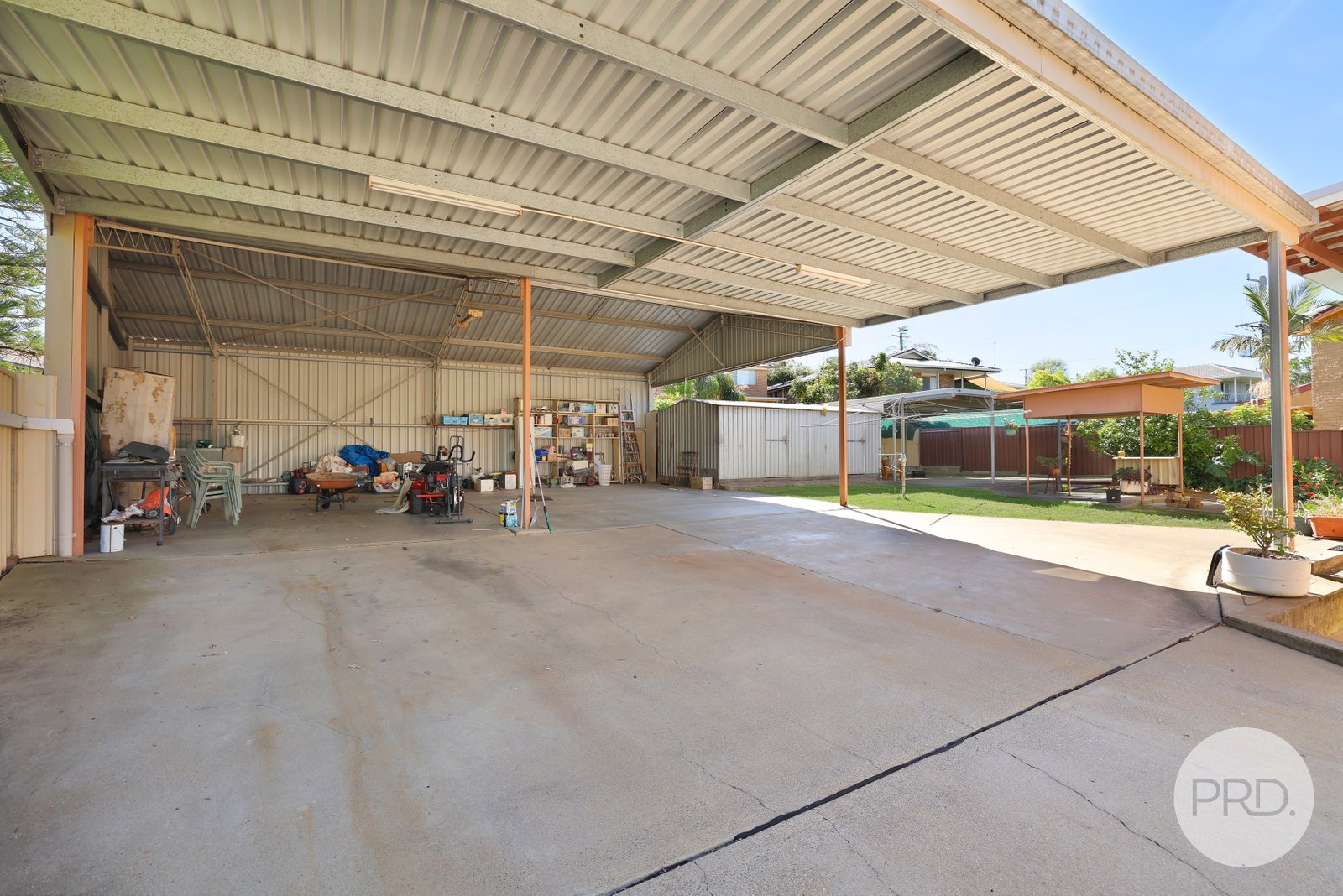 32 McRae Street TAMWORTH 17