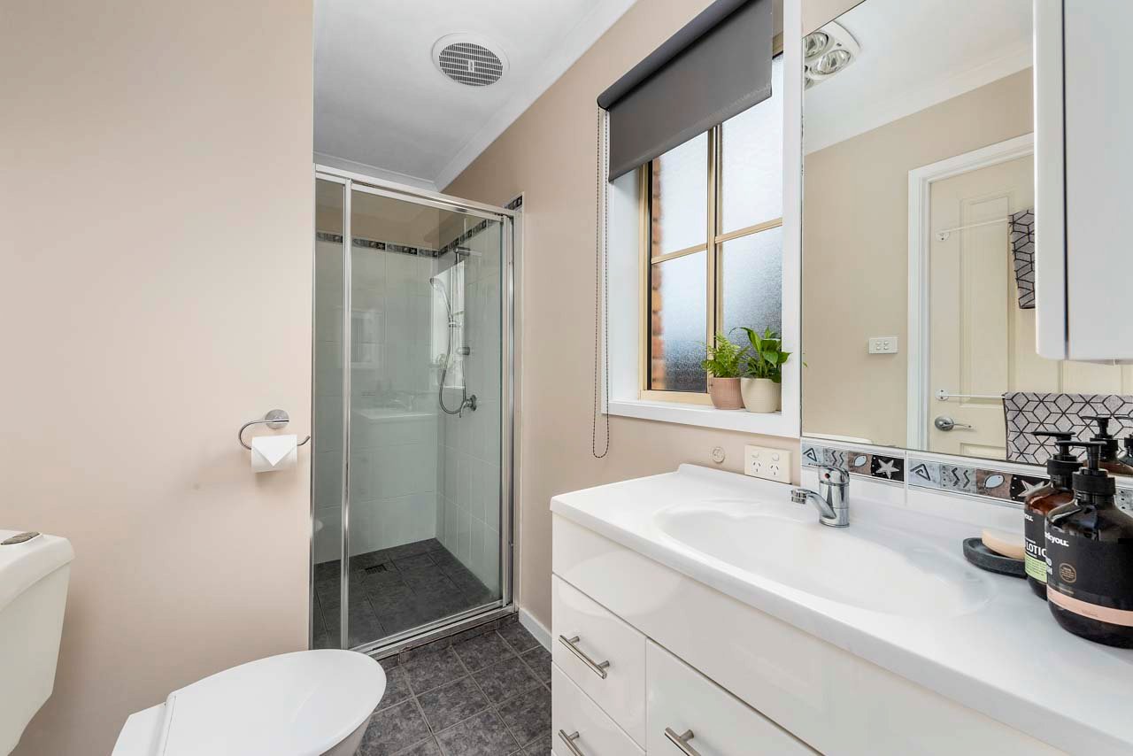 32 Melissa Street BRIGHTON 16