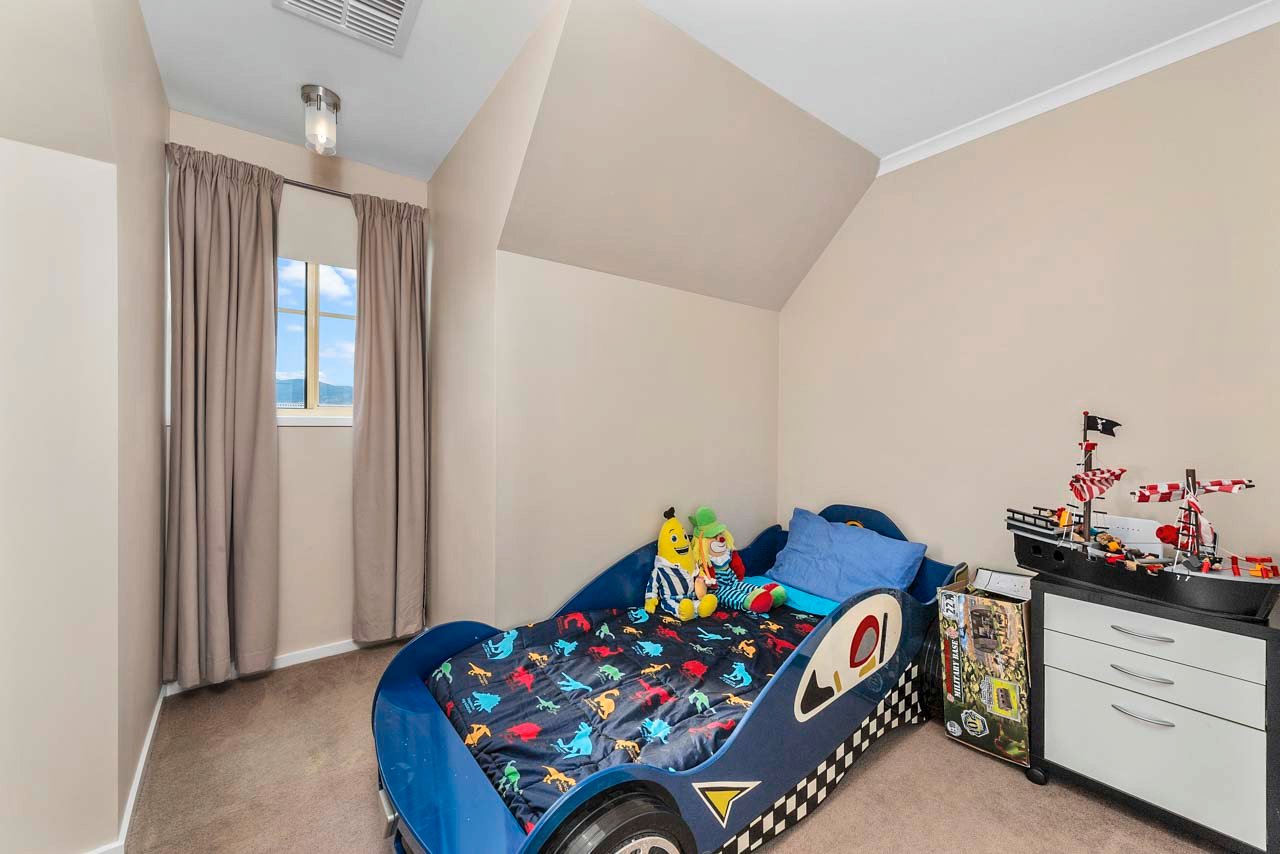 32 Melissa Street BRIGHTON 19