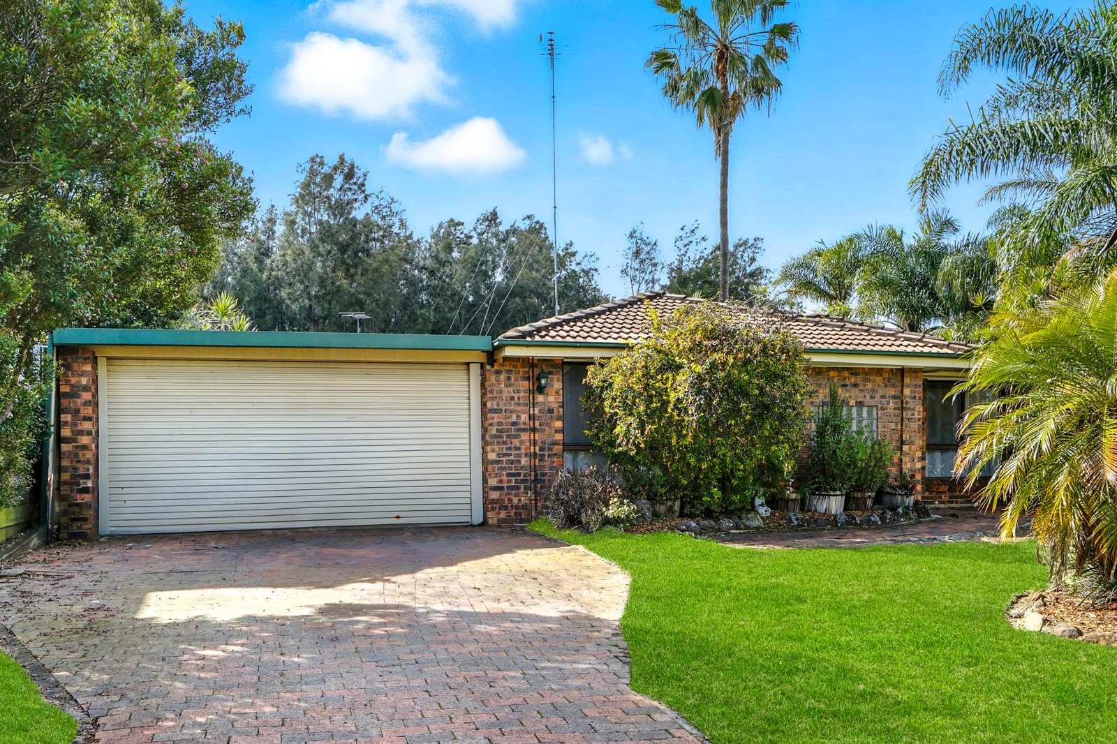 32 Mellfell Rd  Cranebrook 1