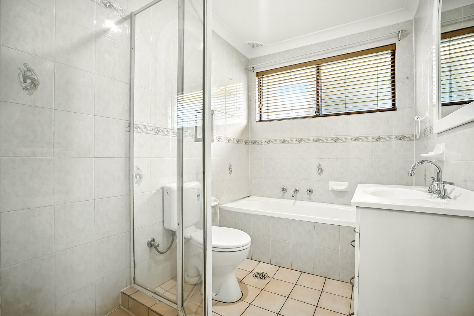 32 Mellfell Rd  Cranebrook 6