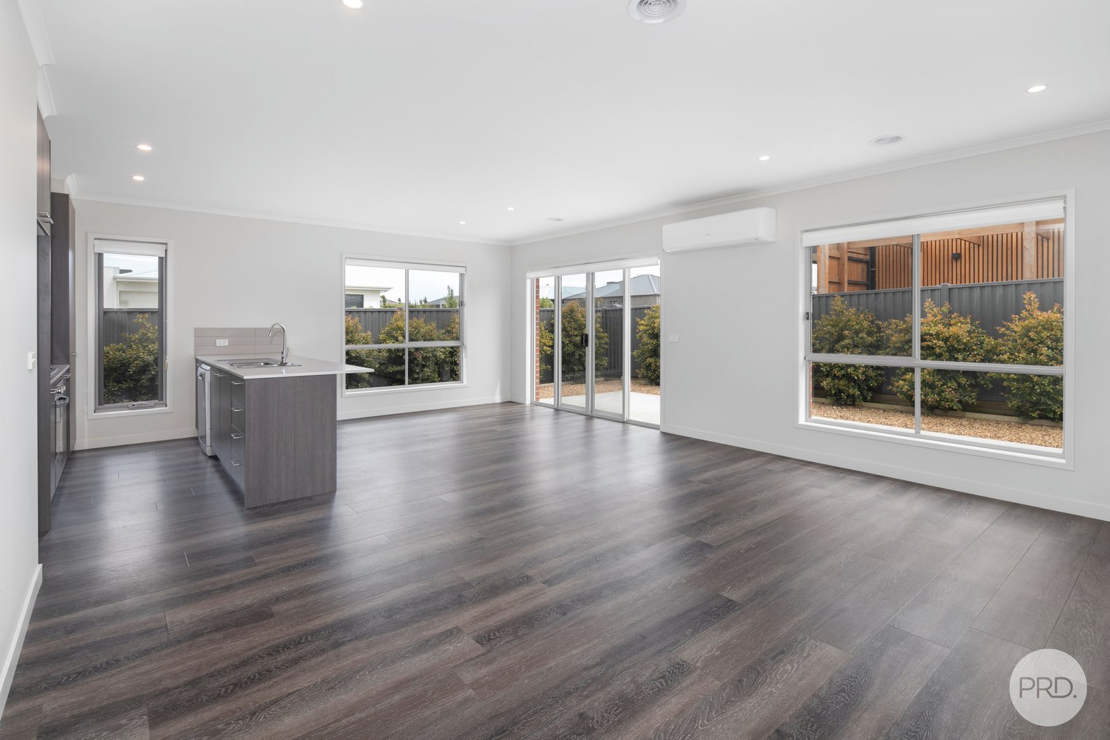 32 Mellish Street LUCAS 5