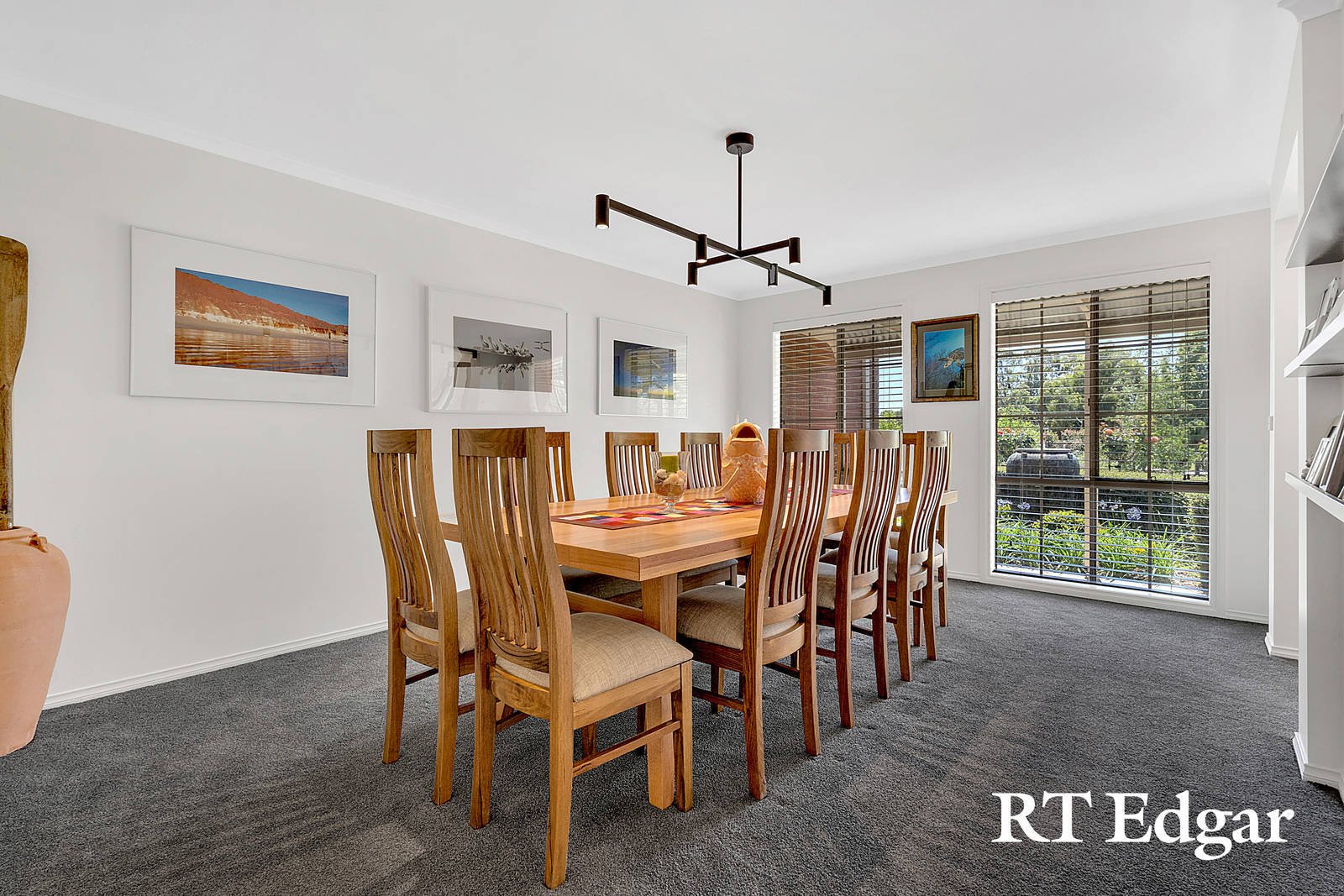 Real Estate and Property in 32 Metcalfe Drive, Romsey, VIC