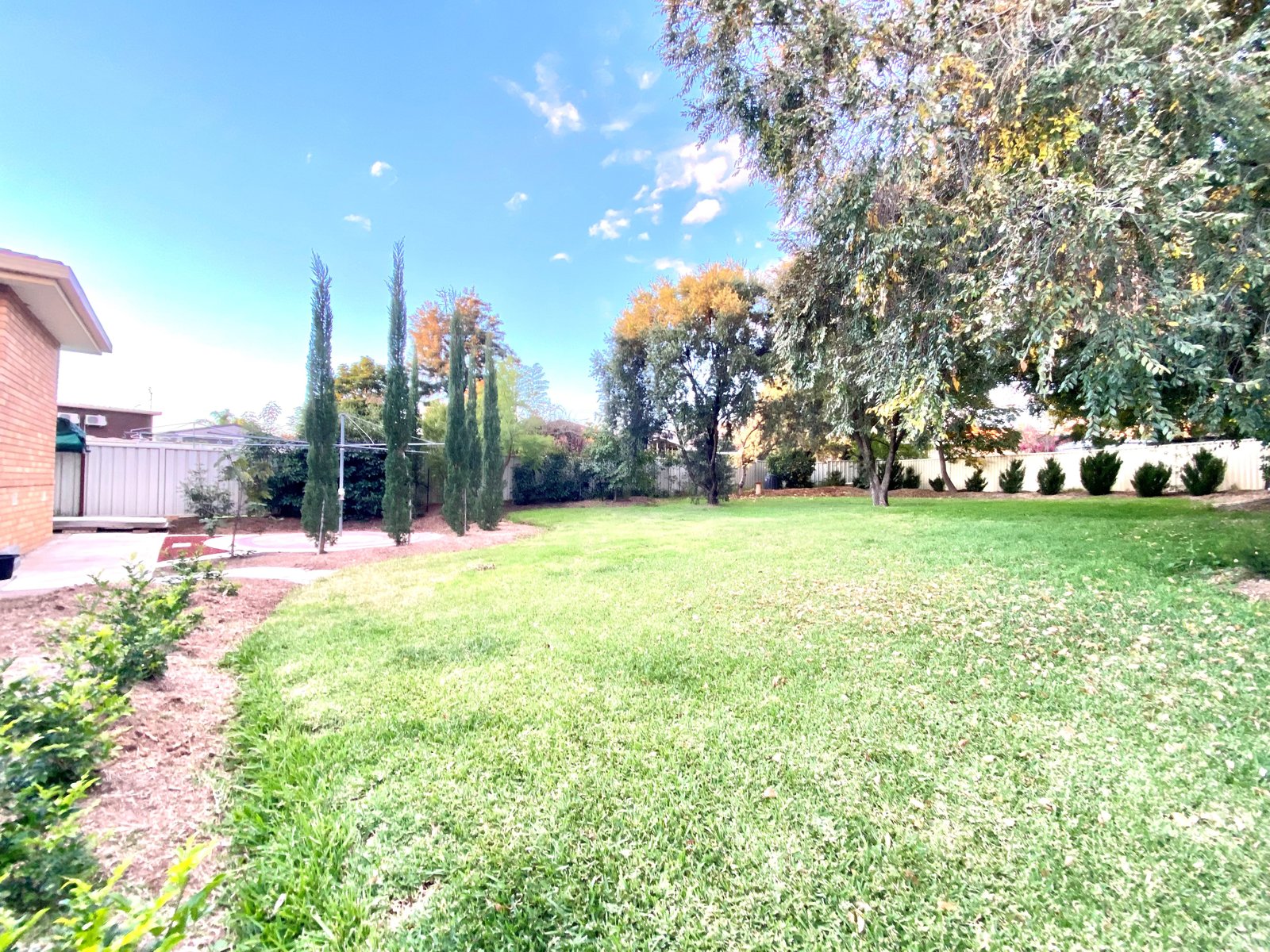 32 Minnamurra Crescent TAMWORTH 11
