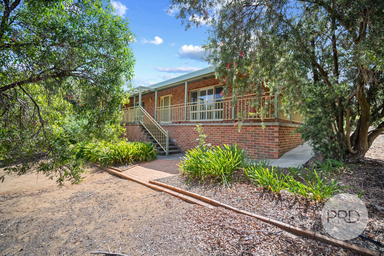 32 Missouri Avenue TOLLAND 1