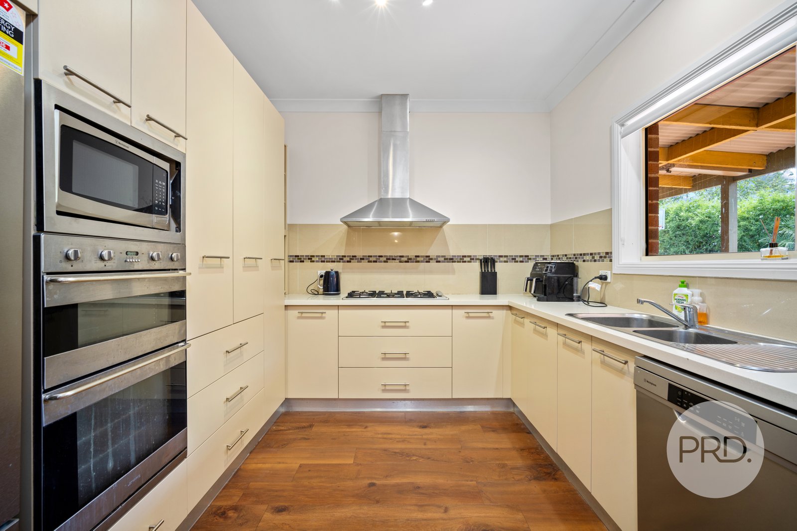 32 Missouri Avenue TOLLAND 5