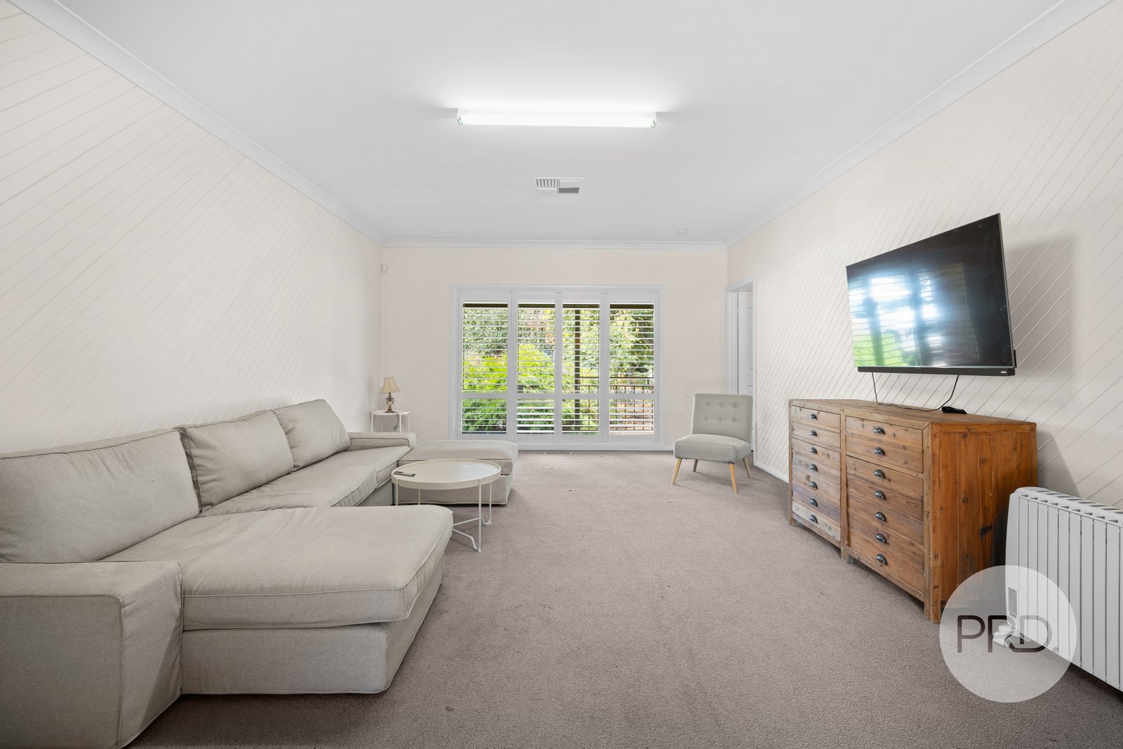 32 Missouri Avenue TOLLAND 8