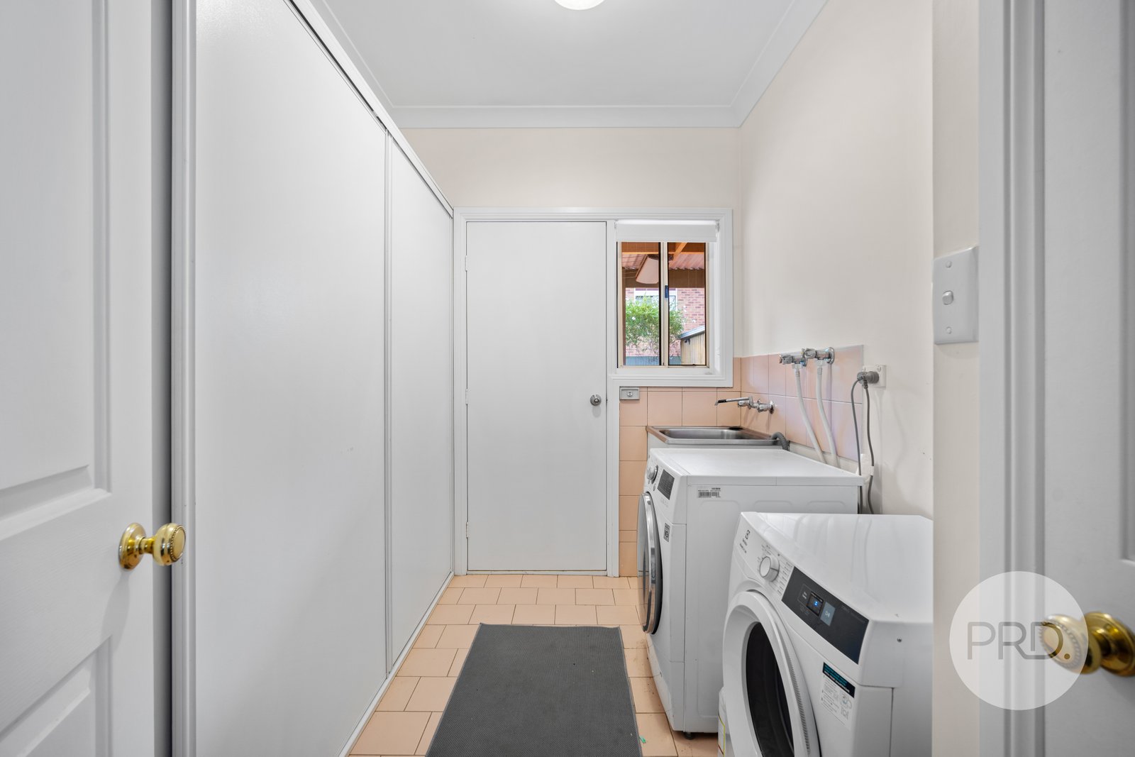 32 Missouri Avenue TOLLAND 15