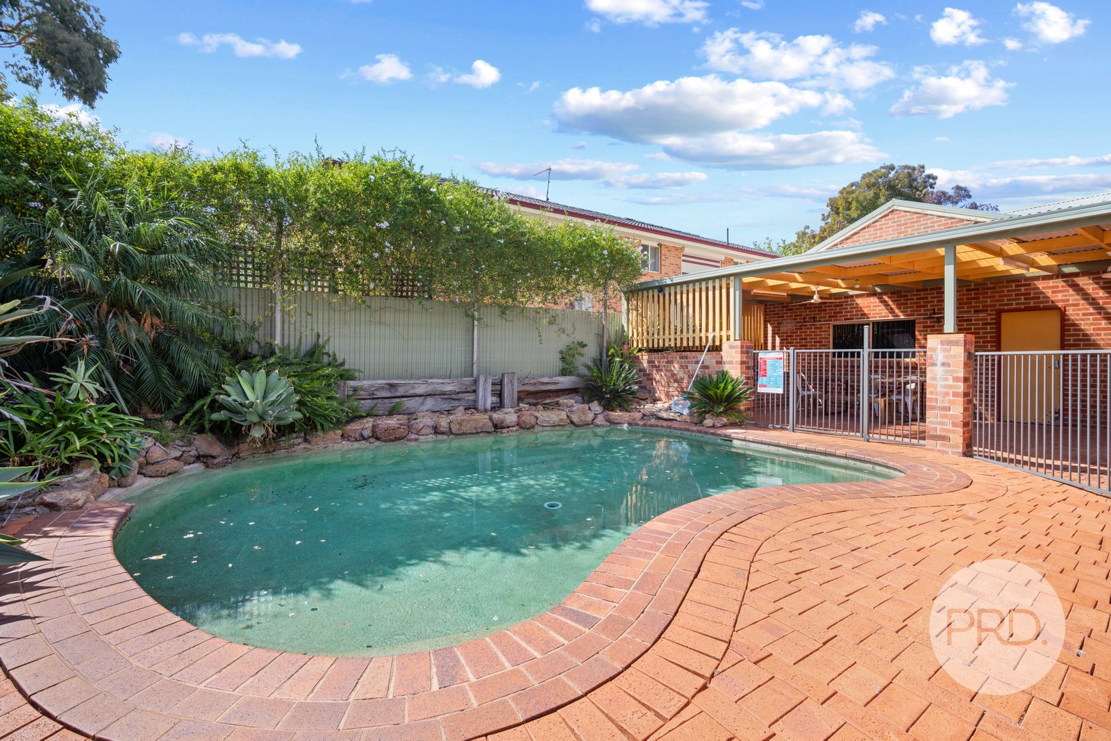 32 Missouri Avenue TOLLAND 16