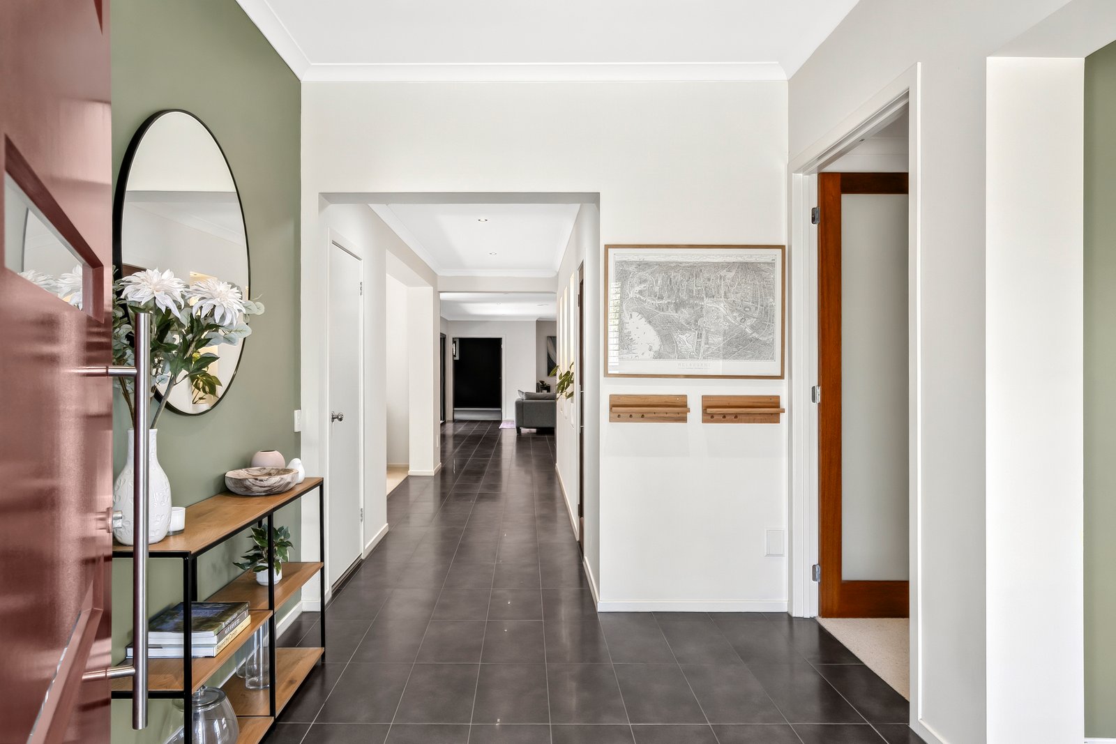 Gallery: 32 Molesworth Drive