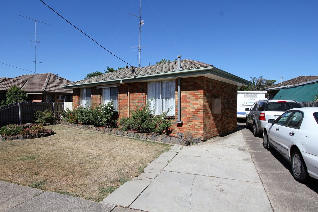 32 Montgomery Street WENDOUREE 11