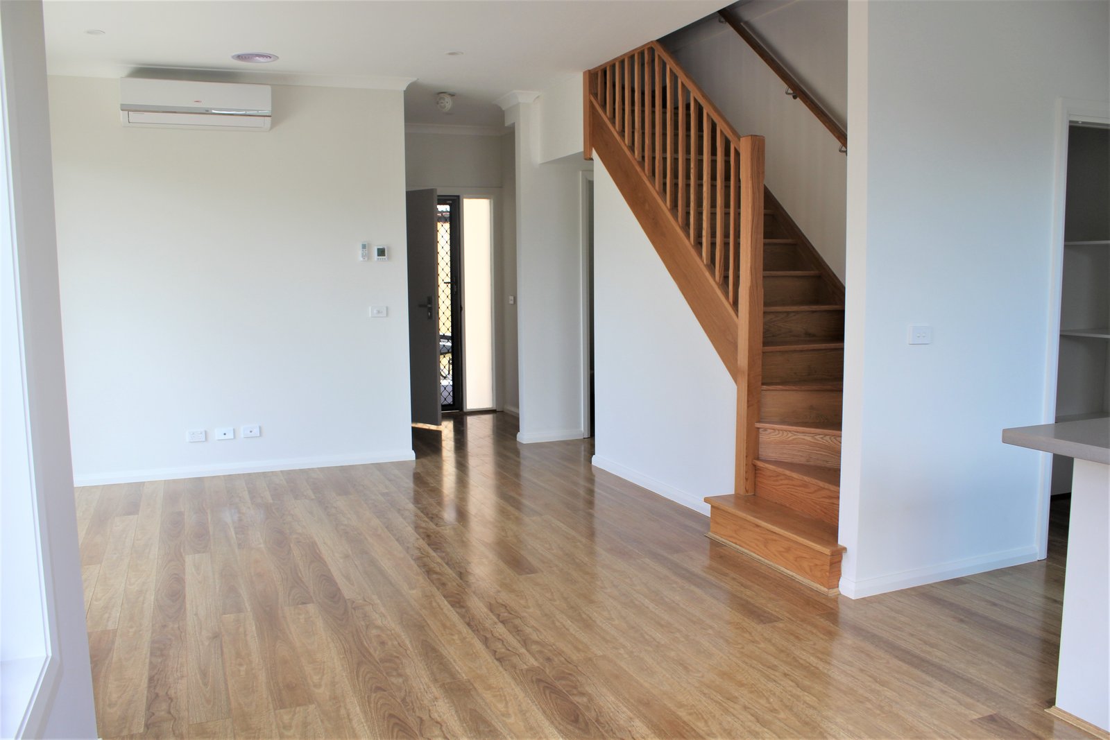 Gallery: 3/2 Moorong Street