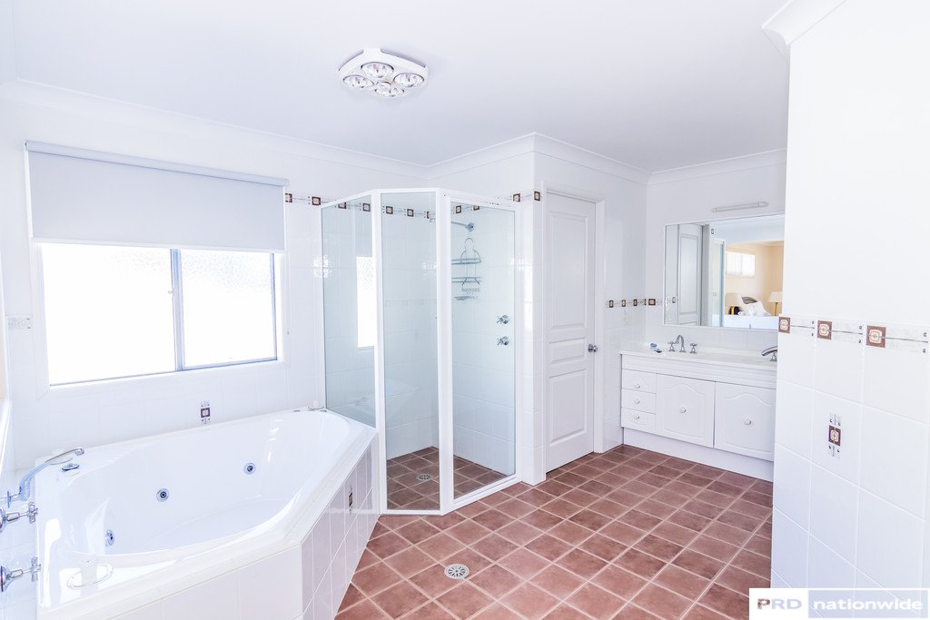 32 Morilla Street TAMWORTH 6