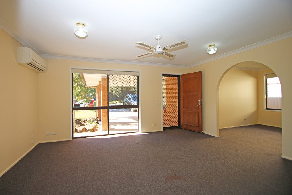 32 Murrumba Drive ASHMORE 2