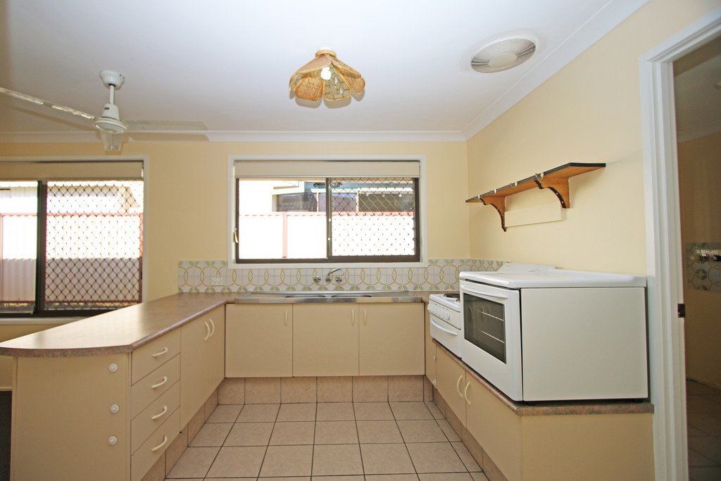 32 Murrumba Drive ASHMORE 4