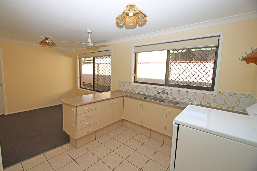 32 Murrumba Drive ASHMORE 5