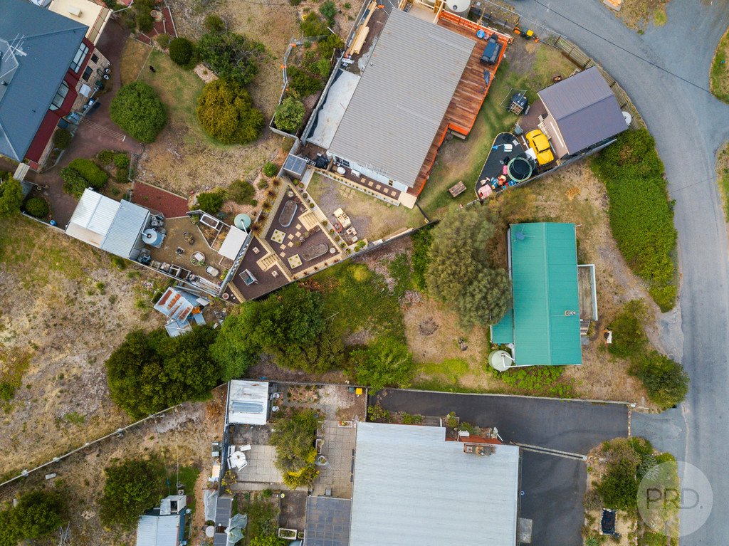 32 Myrica Street PRIMROSE SANDS 6