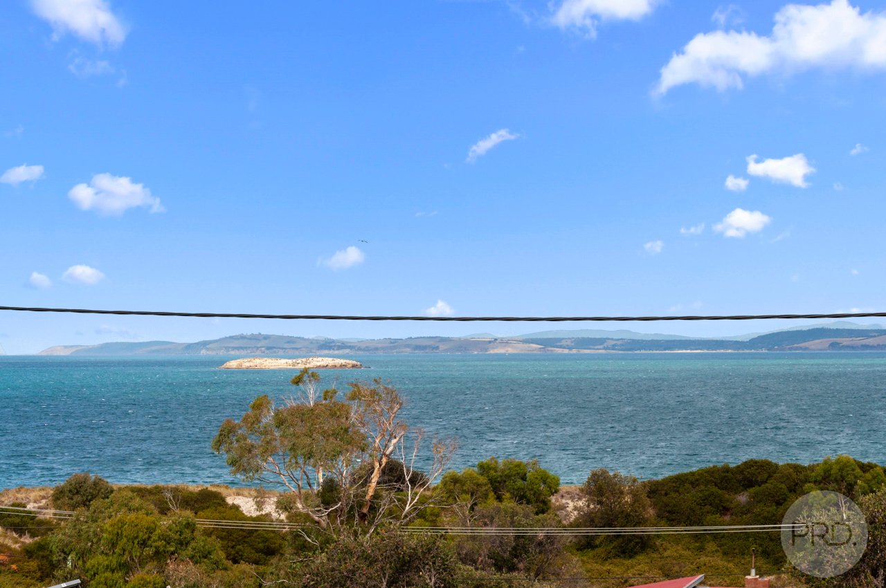 32 Myrica Street PRIMROSE SANDS 25