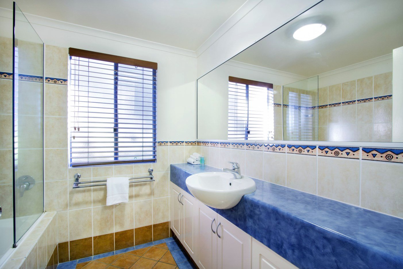 3/2 Nara Ave  AIRLIE BEACH 14