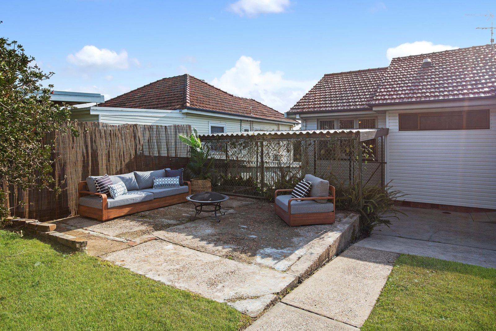 32 Narang Street EAST MAITLAND 19