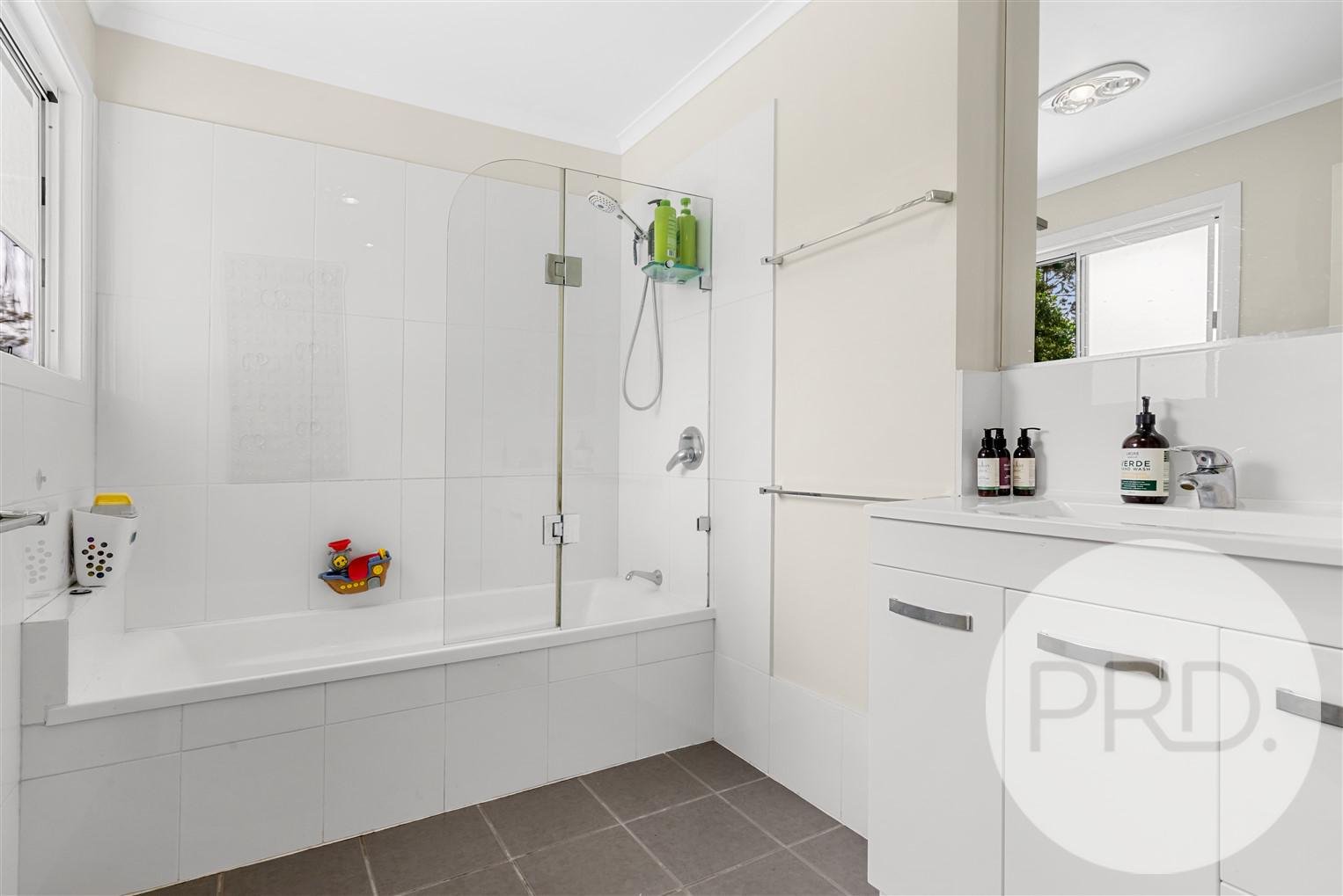 32 Narellan Street ARANA HILLS 7