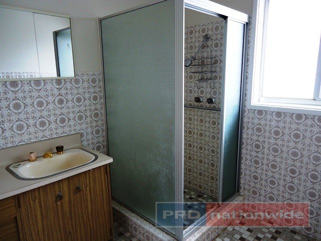 32 Nellis Street BATLOW 3