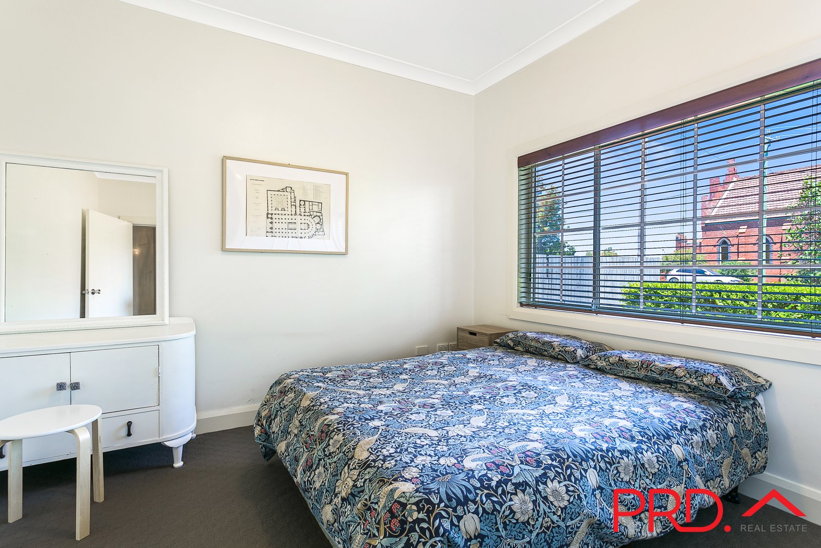 32 North Street TAMWORTH 4