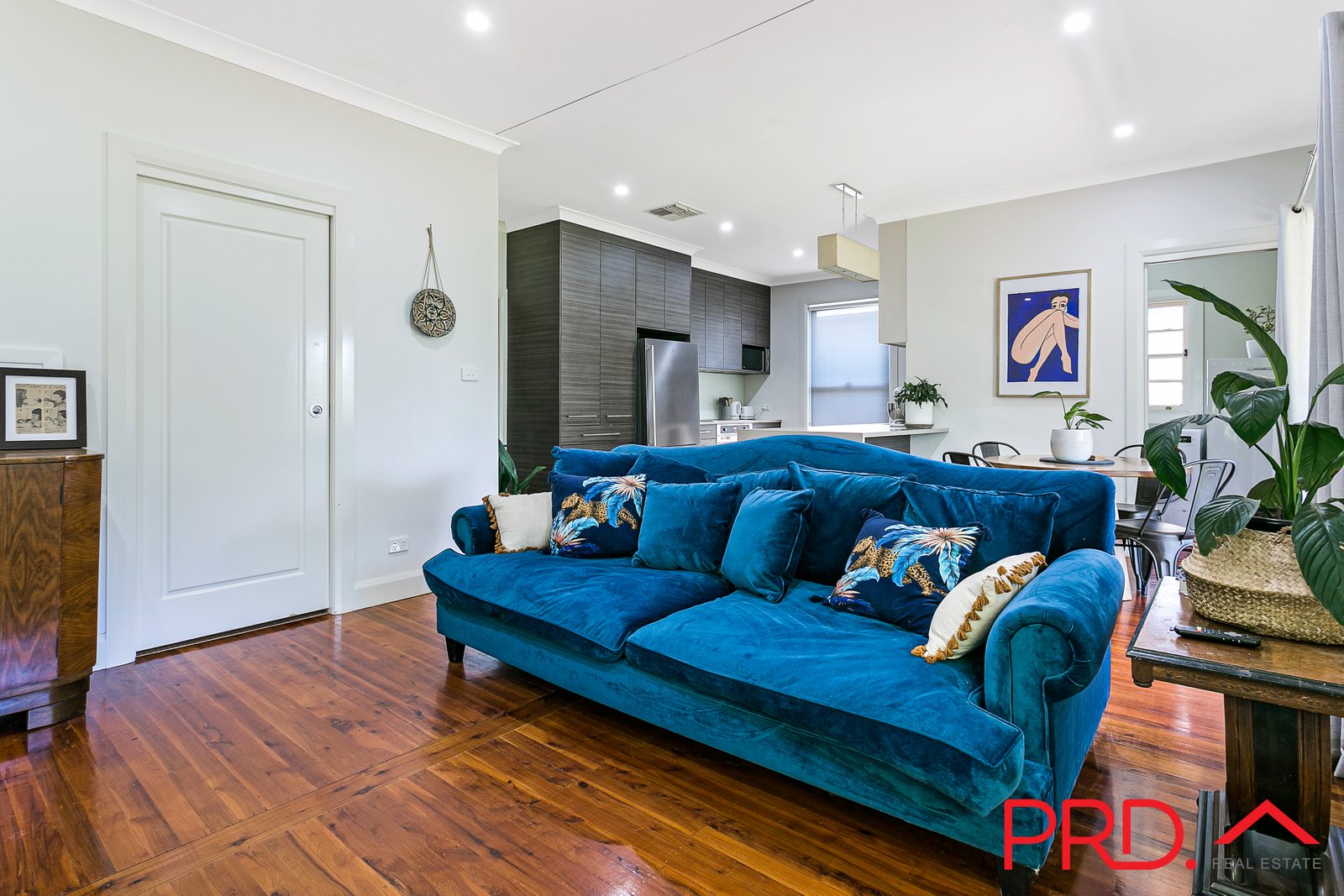 32 North Street TAMWORTH 10