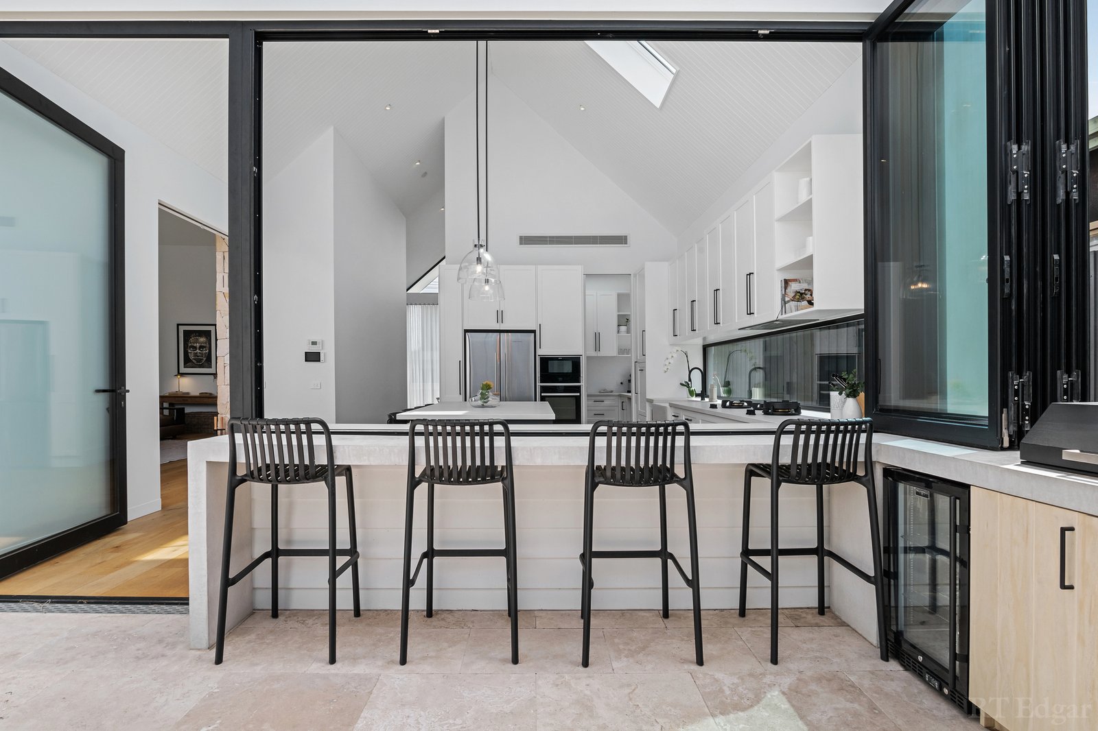 Real Estate and Property in 32 Northcliffe Road, Edithvale, VIC