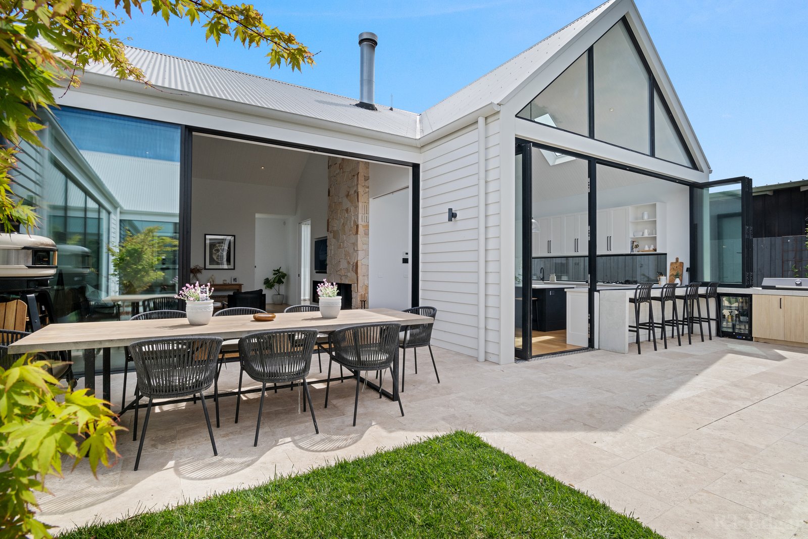 Real Estate and Property in 32 Northcliffe Road, Edithvale, VIC