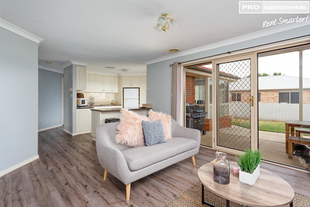 32 Nunkeri Street GLENFIELD PARK 3