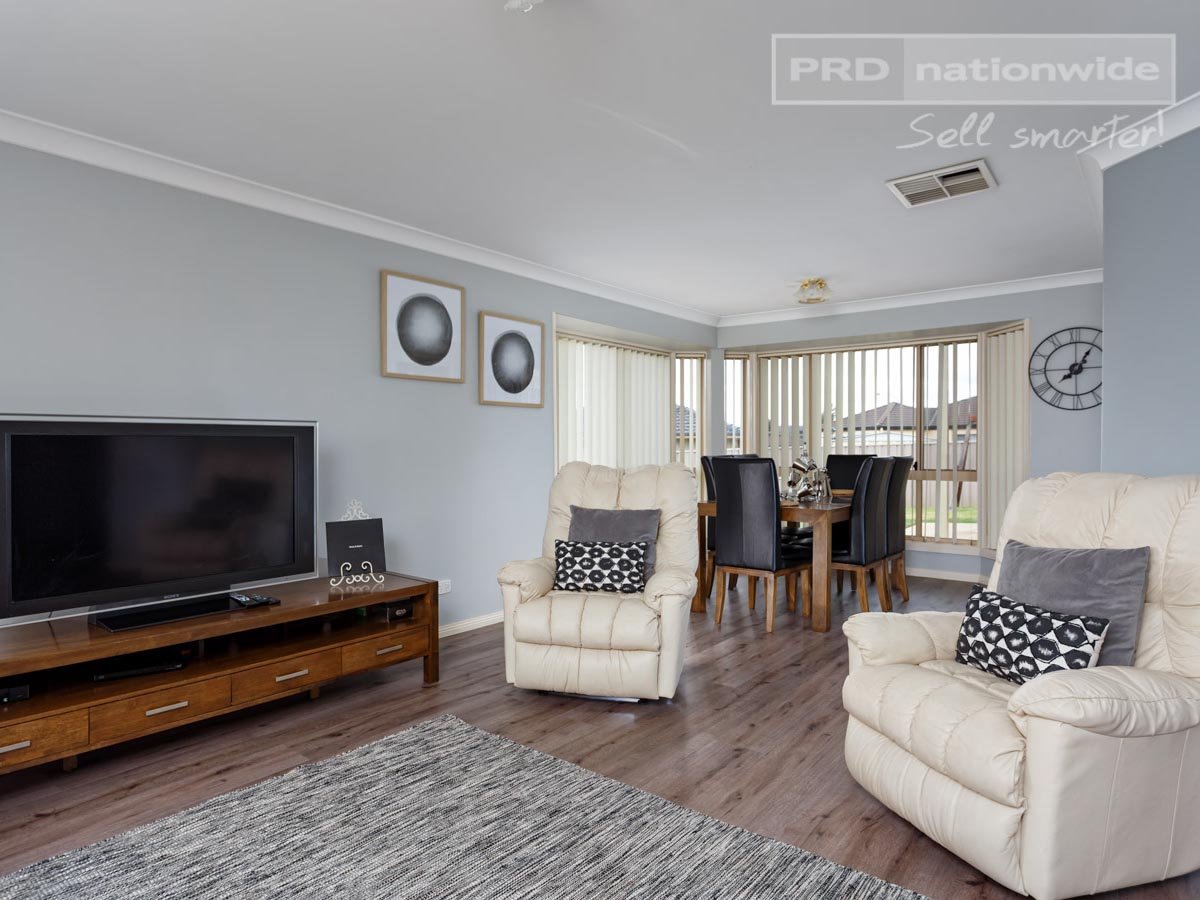 32 Nunkeri Street GLENFIELD PARK 6