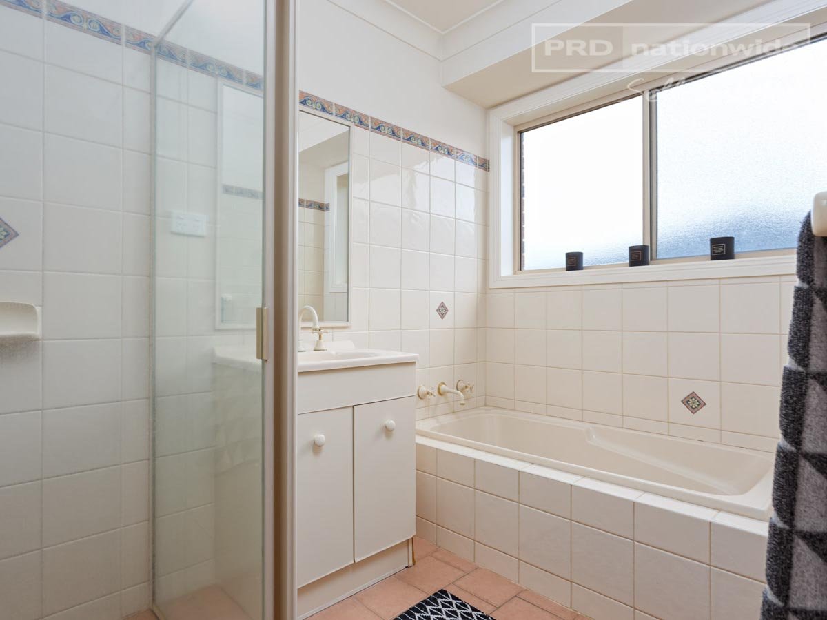 32 Nunkeri Street GLENFIELD PARK 11