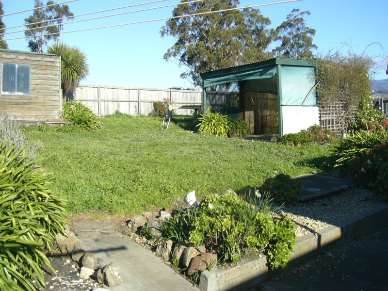 32 Old Main Road BRIDGEWATER 7