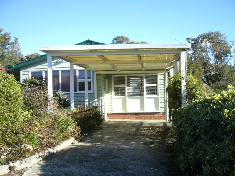32 Old Main Road BRIDGEWATER 8