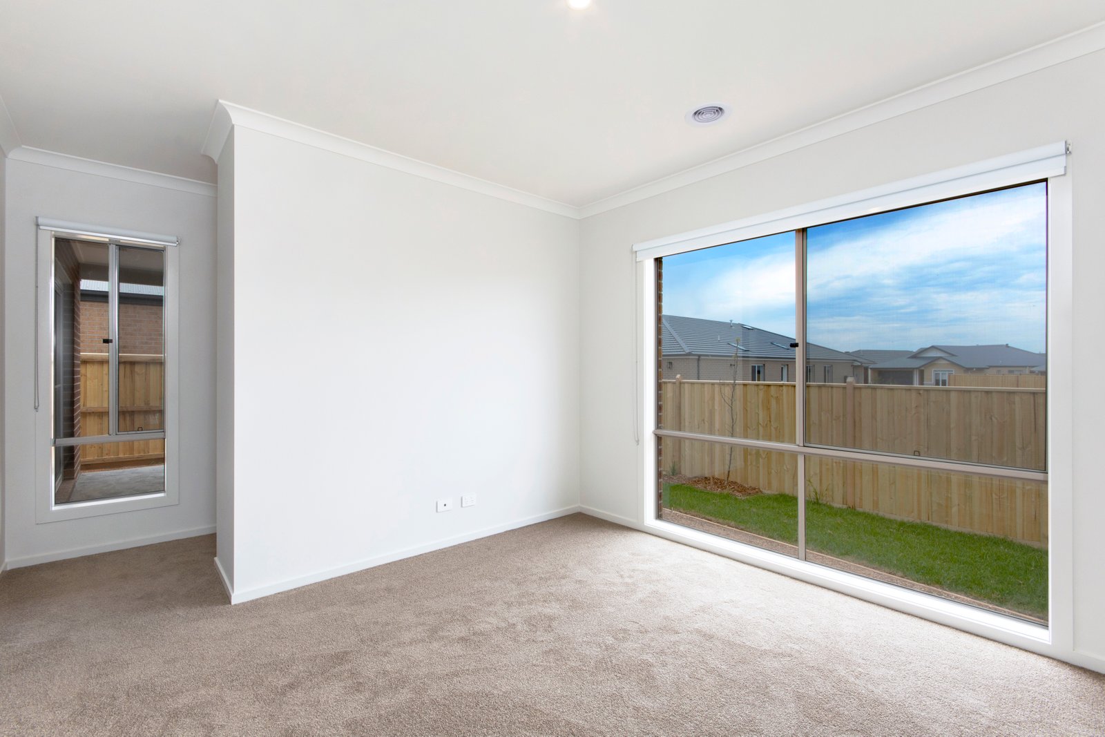 Gallery: 32 Owarra Boulevard