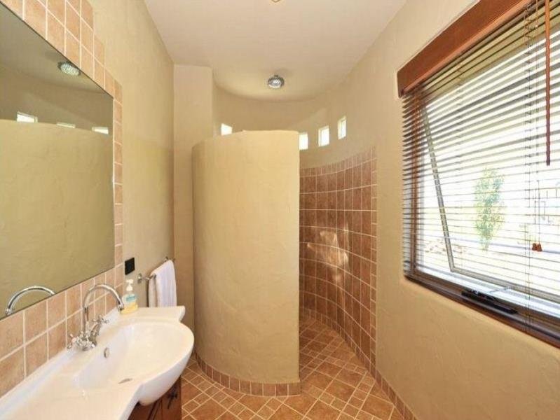 32 Palmer Drive TAMWORTH 4