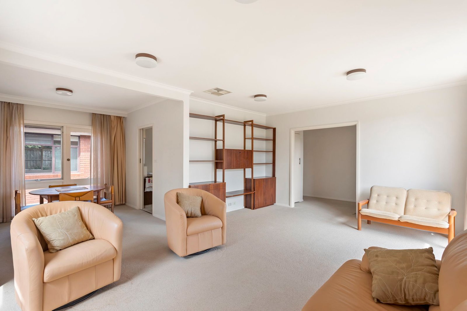 Real Estate and Property in 32 Park Street, Elsternwick, VIC