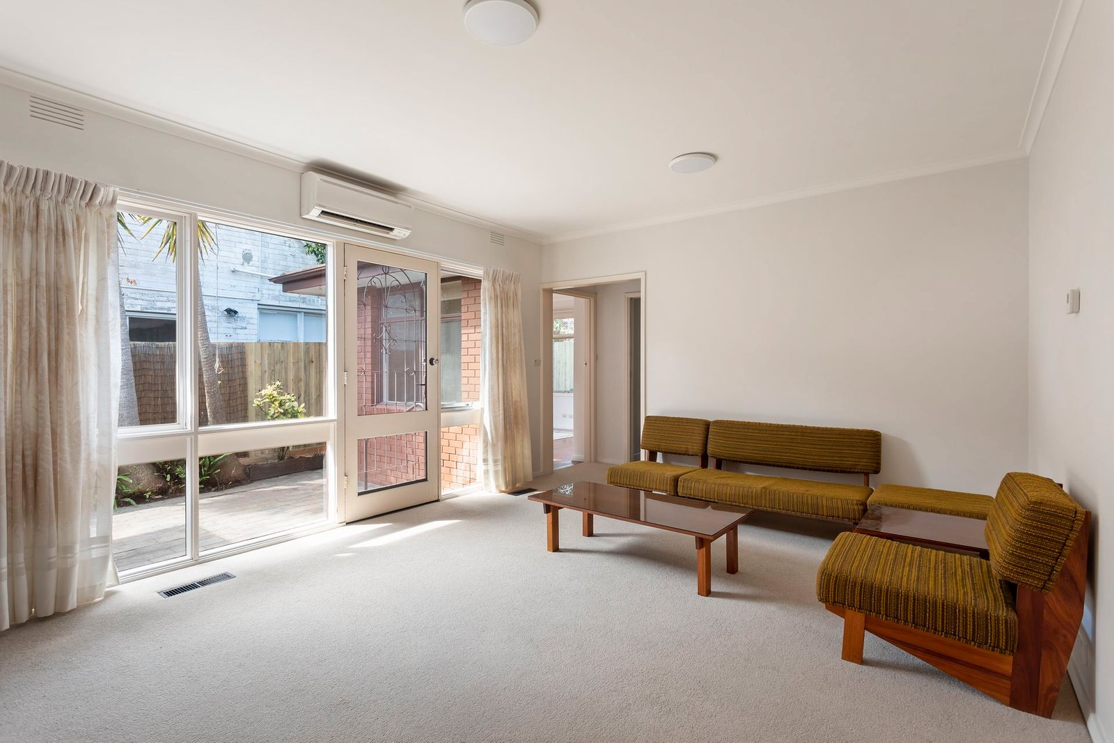 Real Estate and Property in 32 Park Street, Elsternwick, VIC
