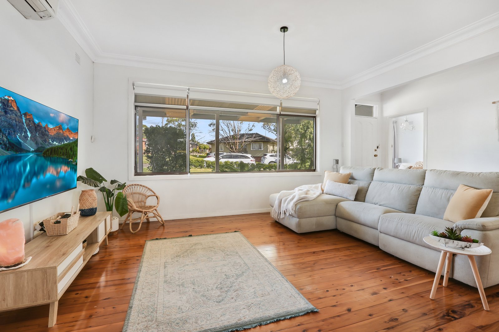 32 Parkside Drive DAPTO 2