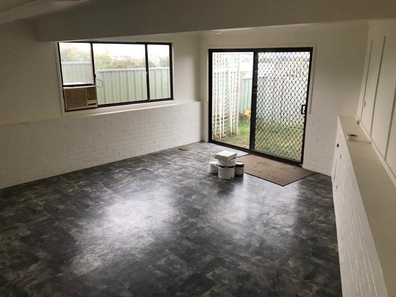 32 Peel Street TAMWORTH 4