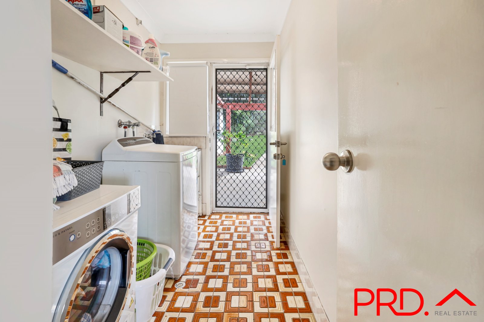 32 Peel Street TAMWORTH 14