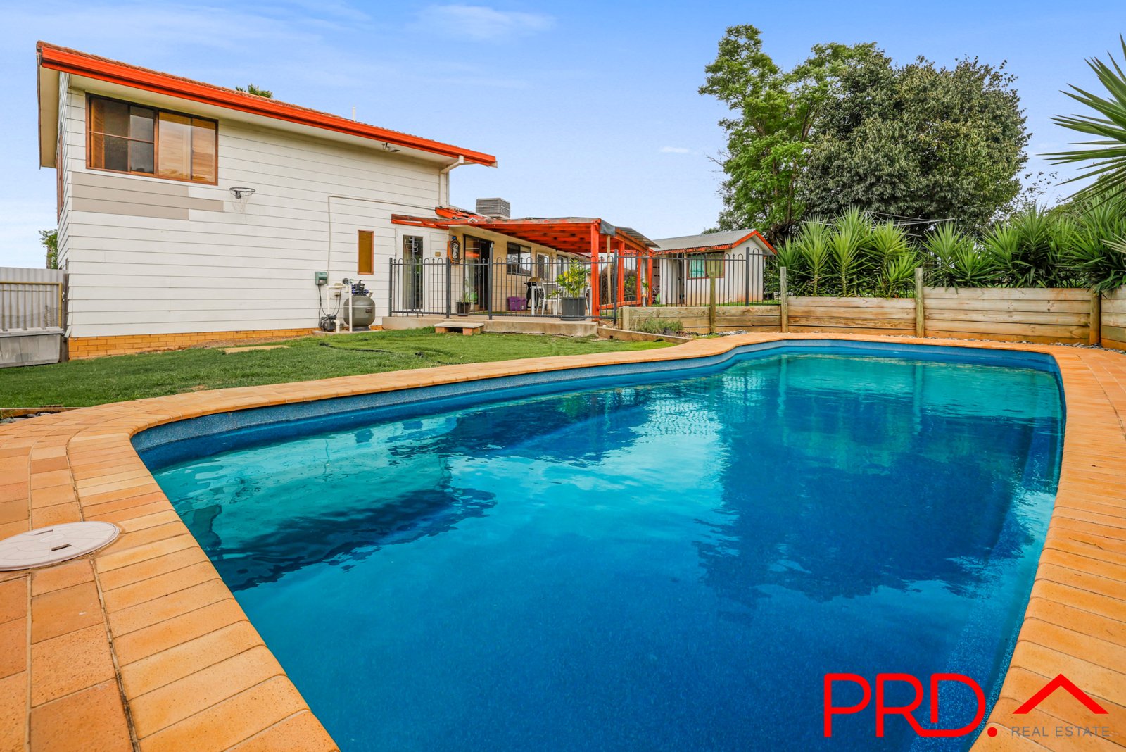 32 Peel Street TAMWORTH 17